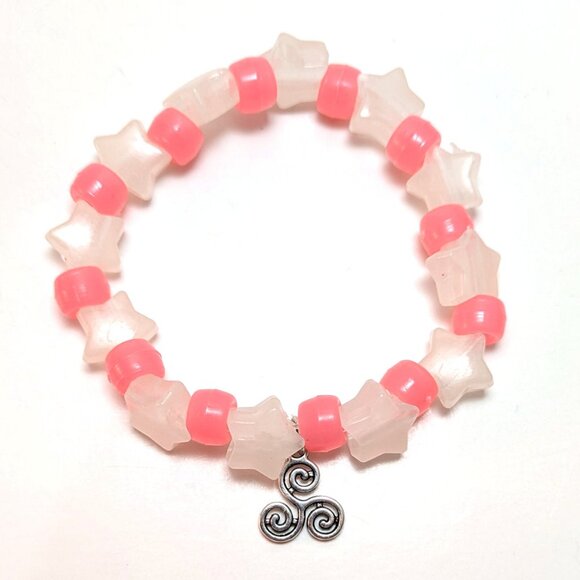 Hand Crafted Jewelry - Handmade Vintage 90s Celtic Knot Star Bracelet Kawaii Preppy Glow in the Dark